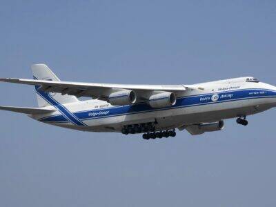 i skyshot AN-124 Ruslan降落郑州新郑国际机场