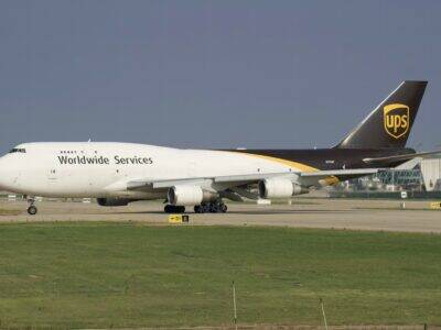 i skyshot UPS货运747F在郑州新郑国际机场滑行，准备起飞